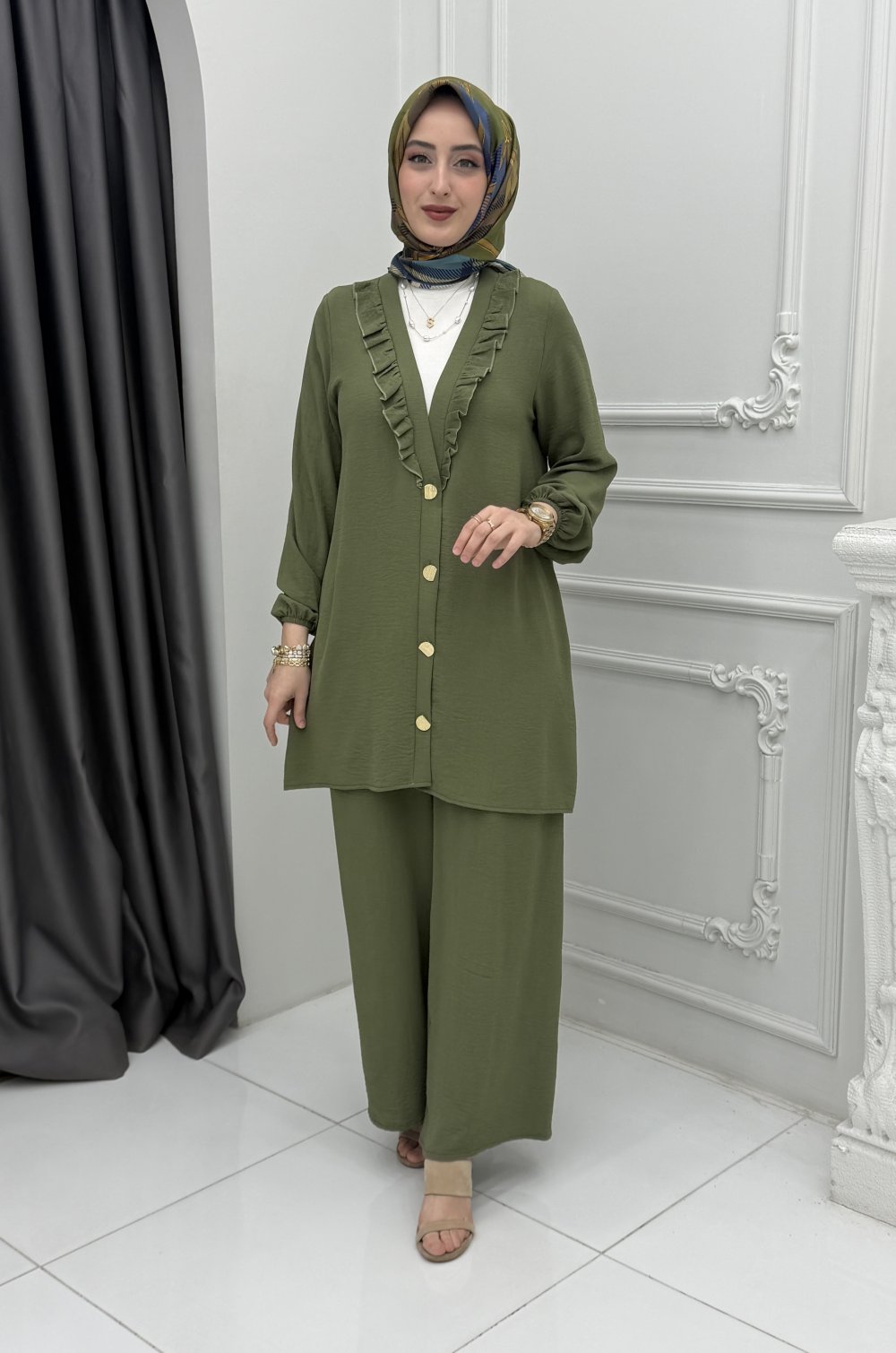 Sara Takım Haki — Haki
